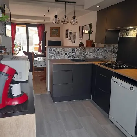 Vakantiehuis Maison A 100metres Des Plages De